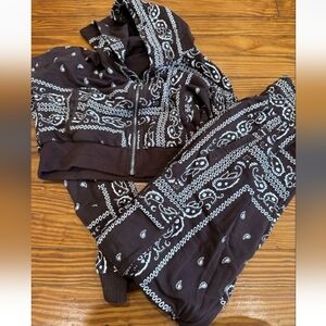 AKIRA 2pc Brown White Paisley Bandana Print Cropped hoodie & Cargo Pant Jogger M